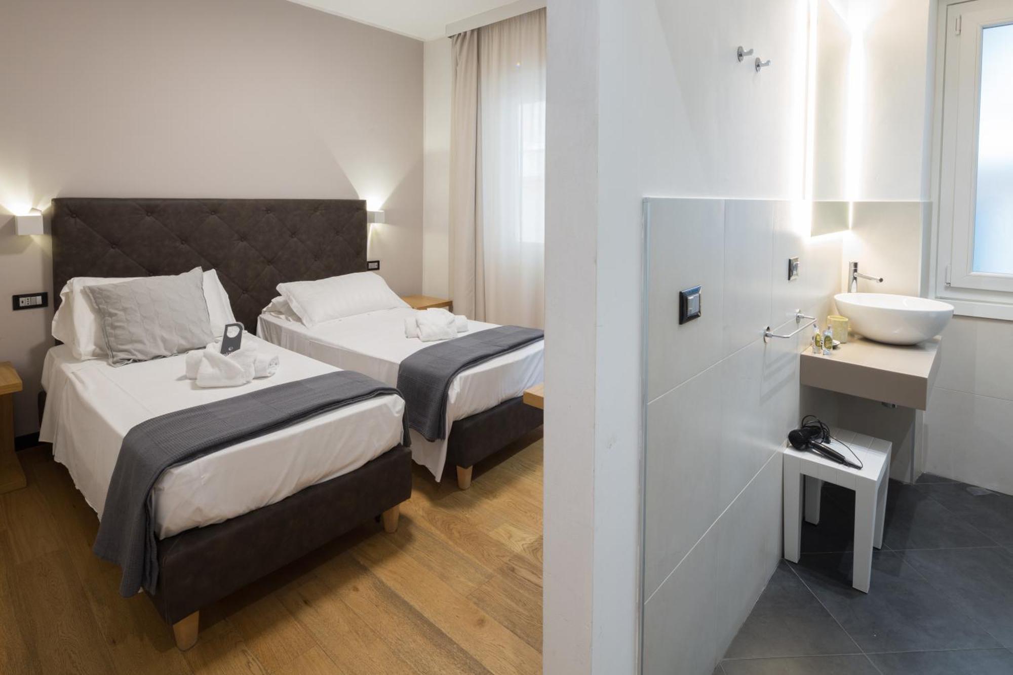 Hotel Doria Генуя Екстер'єр фото