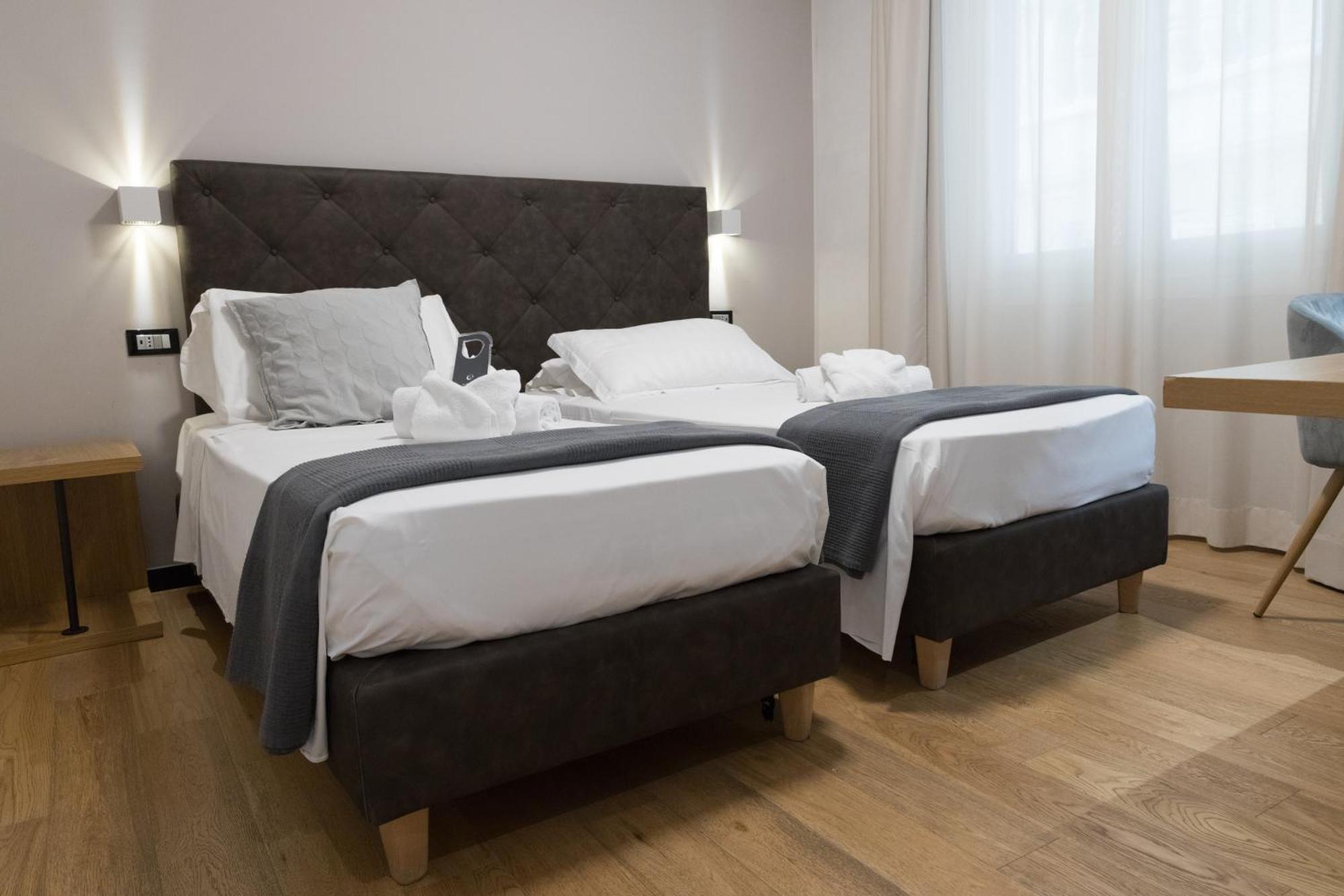 Hotel Doria Генуя Екстер'єр фото
